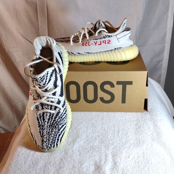 Yeezy Other - Adidas / Kanye Yeezy Boost 350 V2 Sneakers - WH/BK - Size 10.5